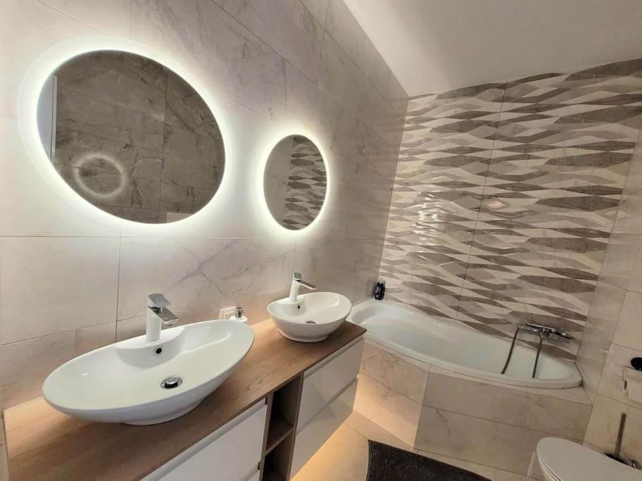 Apartment Sophie 3 Rooms, 2 Bathrooms, 8 Persons Krakow Bagian luar foto