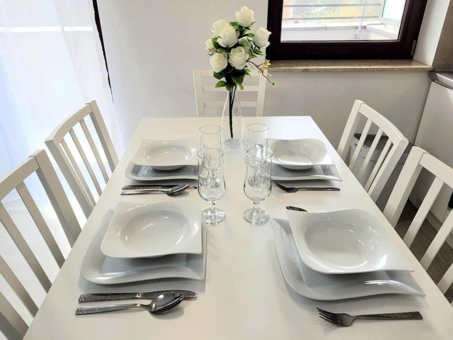 Apartment Sophie 3 Rooms, 2 Bathrooms, 8 Persons Krakow Bagian luar foto