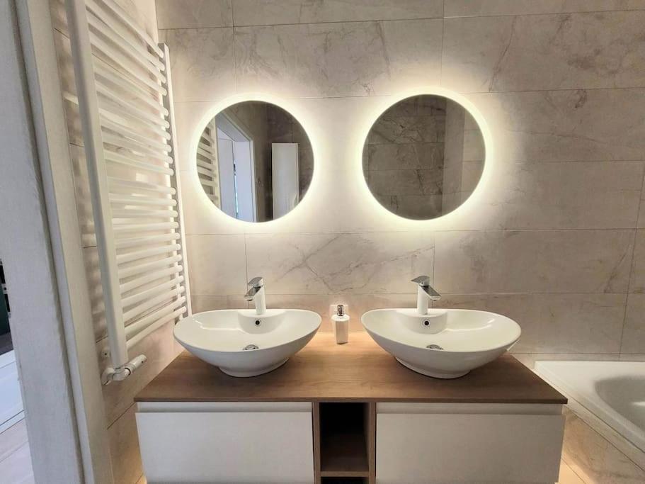 Apartment Sophie 3 Rooms, 2 Bathrooms, 8 Persons Krakow Bagian luar foto