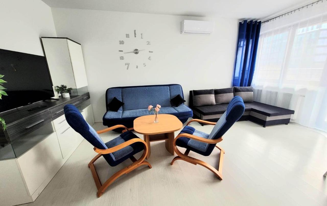 Apartment Sophie 3 Rooms, 2 Bathrooms, 8 Persons Krakow Bagian luar foto